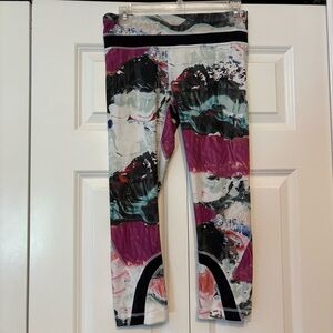 Lululemon athletica Women’s Leggings - Black, Pink, Teal Abstract 3/4 length